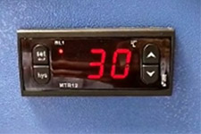 冷水機組溫度如何設定與控制(MTR12溫控器)？